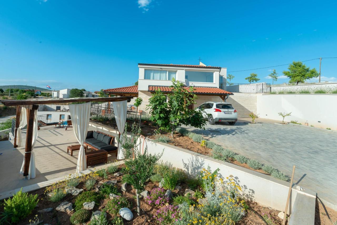 Modern Rustic Villa Kate 本科瓦茨 外观 照片