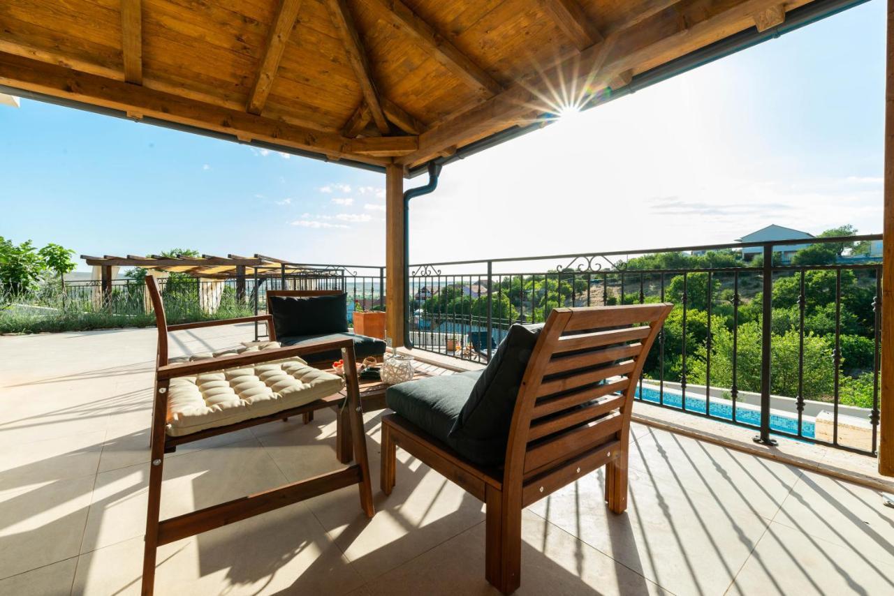 Modern Rustic Villa Kate 本科瓦茨 外观 照片