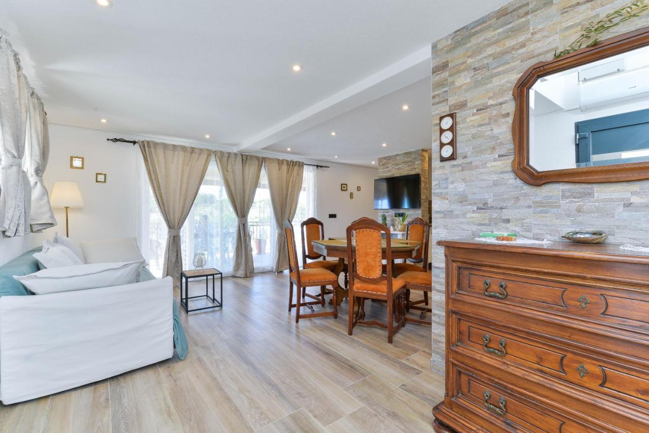 Modern Rustic Villa Kate 本科瓦茨 外观 照片